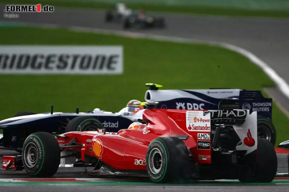 Gazzetta dello Sport (Großbritannien): "Alonso und Ferrari müssen auf den Traum des WM-Titels verzichten. Die Hoffnungen Maranellos sind unter dem Druck von Red Bull zusammengebrochen. Webber ist konsequent und schnell. Schumacher kämpft weiter. Er hat große Lust, wieder der Alte zu sein, doch die Vergangenheit kehrt nicht mehr zurück." Foto zur News: Gazzetta dello Sport (Großbritannien): "Alonso und Ferrari müssen auf den Traum des WM-Titels verzichten. Die Hoffnungen Maranellos sind unter dem Druck von Red Bull zusammengebrochen. Webber ist konsequent und schnell. Schumacher kämpft weiter. Er hat große Lust, wieder der Alte zu sein, doch die Vergangenheit kehrt nicht mehr zurück."