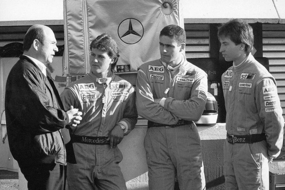 Foto zur News: &quot;Würden Sie diesen Männern Ihren Mercedes anvertrauen?&quot; Peter Sauber mit seinen Junioren: Michael Schumacher, Karl Wendlinger und Heinz-Harald Frentzen.