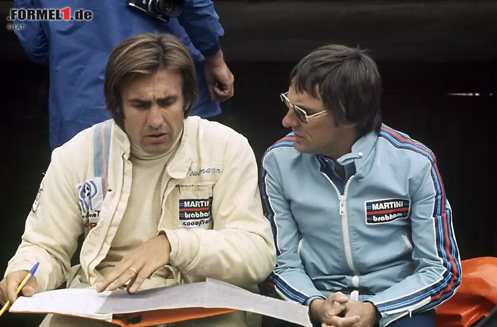 1971 kaufte Ecclestone das Brabham-Team von Ron Tauranac (hier zu sehen mit Carlos Pace). Kaufpreis: 100.000 Pfund. 1981 und 1983 feiert der Rennstall mit Nelson Piquet am Steuer zwei WM-Titel, den letzten davon mit BMW-Turbomotoren. 1987 verkaufte er Brabham für fünf Millionen Dollar an den Schweizer Joachim Lüthi. Foto zur News: 1971 kaufte Ecclestone das Brabham-Team von Ron Tauranac (hier zu sehen mit Carlos Pace). Kaufpreis: 100.000 Pfund. 1981 und 1983 feiert der Rennstall mit Nelson Piquet am Steuer zwei WM-Titel, den letzten davon mit BMW-Turbomotoren. 1987 verkaufte er Brabham für fünf Millionen Dollar an den Schweizer Joachim Lüthi.