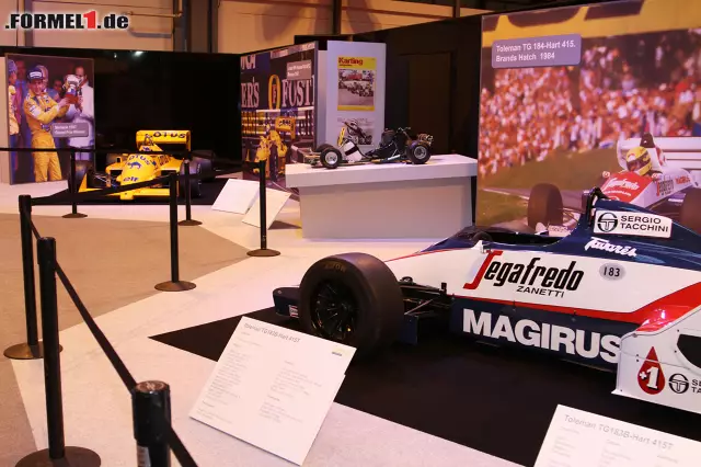 Ayrton Senna begann seine Karriere 1973 im Alter von 13 Jahren im Kartsport. Er galt als Überflieger, wurde aber nie Kart-Weltmeister. Am knappsten dran war er 1980 als Vizeweltmeister beim Wettbewerb in Nivelles. Dennoch konnte er schon im Kartsport einige Erfolge vorweisen: So wurde Senna 1977 und 1978 Südamerikanischer Meister. Zudem gewann er den Brasilianischen Meistertitel von 1978 bis 1981 viermal hintereinander. Sein Kart wurde unter anderem während der Autosport International Show 2012 in Birmingham ausgestellt. Foto zur News: Ayrton Senna begann seine Karriere 1973 im Alter von 13 Jahren im Kartsport. Er galt als Überflieger, wurde aber nie Kart-Weltmeister. Am knappsten dran war er 1980 als Vizeweltmeister beim Wettbewerb in Nivelles. Dennoch konnte er schon im Kartsport einige Erfolge vorweisen: So wurde Senna 1977 und 1978 Südamerikanischer Meister. Zudem gewann er den Brasilianischen Meistertitel von 1978 bis 1981 viermal hintereinander. Sein Kart wurde unter anderem während der Autosport International Show 2012 in Birmingham ausgestellt.