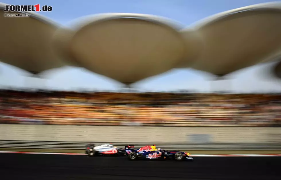 Foto zur News: AS (Spanien): "Hamilton wird wieder zum Titelkandidaten. Der siebte Platz Alonsos, der nicht seinen besten Tag hatte, zeigte wieder die Defizite von Ferrari."