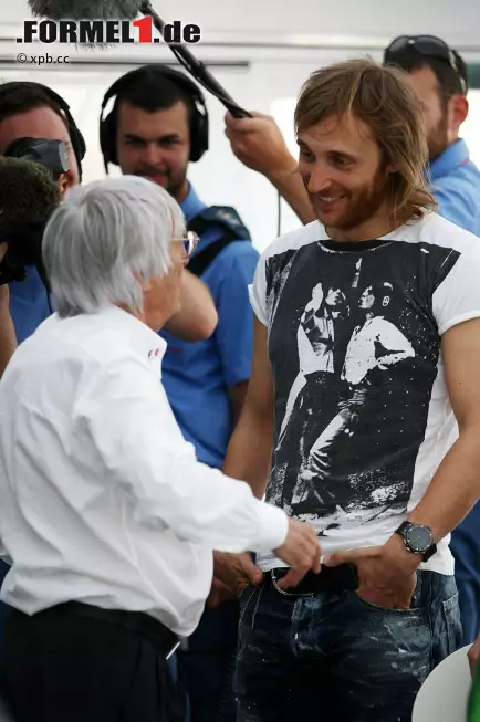 Foto zur News: Prominenter musikalischer Besuch bei der Formel 1: David Guetta schaute sich erst den Grand Prix an und brachte dann die Menge beim F1-Rocks-Konzert zum Kochen, ...