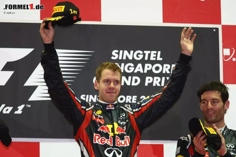 Foto zur News: Kurier (Österreich): "Vettels Krönung wartet in Japan. Der 24-jährige Deutsche dominiert die Formel-1-Saison in fast schon beängstigender Manier. Die Welt kann nur entgeistert zusehen."