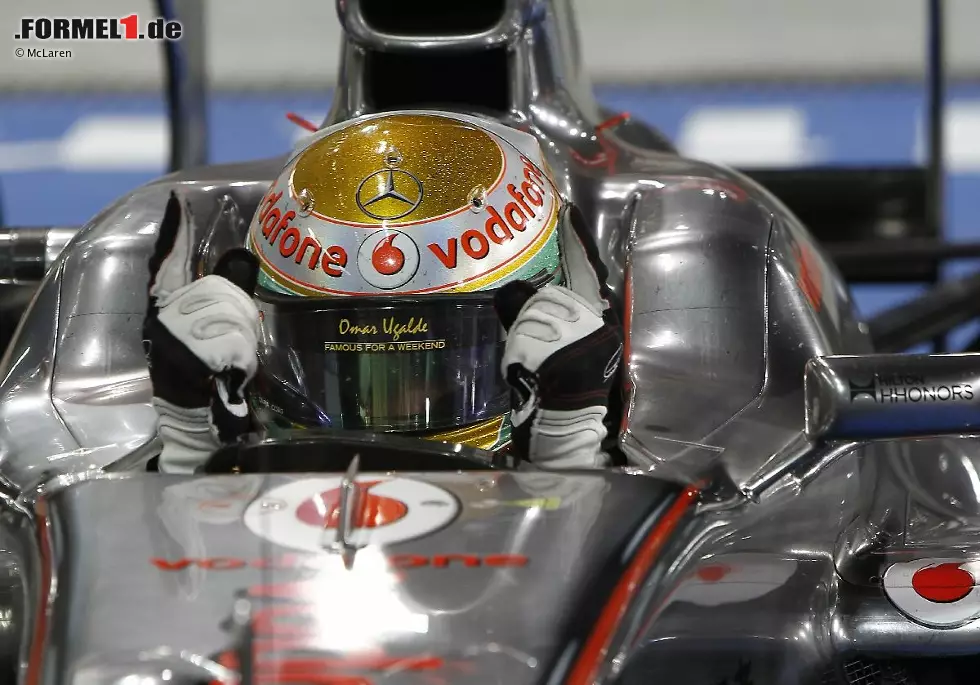 Foto zur News: Er kann&#039;s also doch noch: Lewis Hamilton feiert nach sieben sieglosen Rennen endlich wieder einen Grand-Prix-Sieg - und ist darüber sichtlich erleichtert.