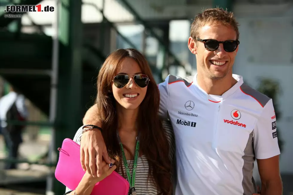 Jessica Michibata und Jenson Button sind schon seit dreieinhalb Jahren ein Paar, hatten sich aber zwischenzeitlich kurz getrennt. Foto zur News: Jessica Michibata und Jenson Button sind schon seit dreieinhalb Jahren ein Paar, hatten sich aber zwischenzeitlich kurz getrennt.
