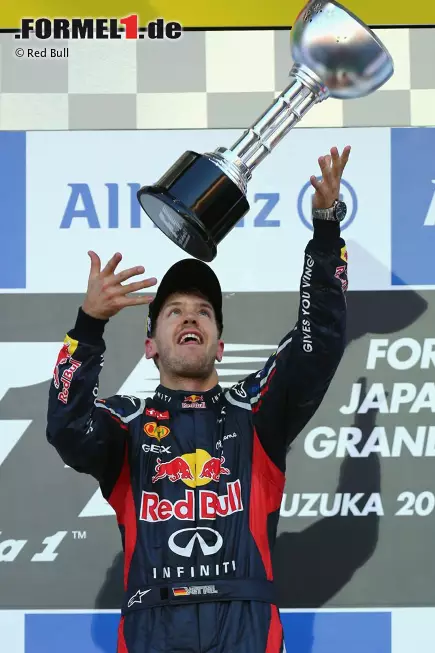 Foto zur News: The Sun (Großbritannien): "Vettel regiert in Japan und macht das Titelrennen wieder völlig offen."