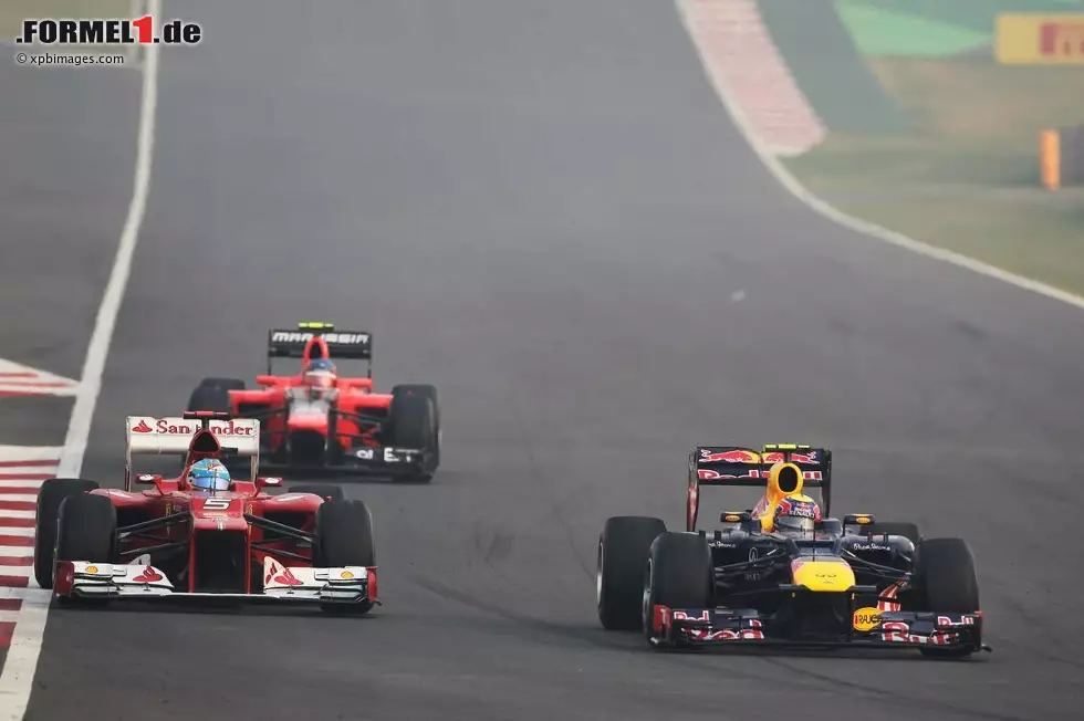 La Repubblica (Italien): "Jagd auf Vettel. Wut und Überholungsmanöver, Alonso resigniert nicht. Red Bull und Vettel auf Erfolgskurs, doch der Spanier kapituliert nicht. Sicher hat Vettel viel seinem Auto und Neweys Genie zu verdanken, doch er selber macht nie einen Fehler. Im Vergleich zu Vettel muss Alonso mit einem deutlich schwächeren Auto auskommen. Er kompensiert mit Leidenschaft und Talent und hängt noch verzweifelt an den Traum eines WM-Titels. Einfach ein fantastisches Rennen." Foto zur News: La Repubblica (Italien): "Jagd auf Vettel. Wut und Überholungsmanöver, Alonso resigniert nicht. Red Bull und Vettel auf Erfolgskurs, doch der Spanier kapituliert nicht. Sicher hat Vettel viel seinem Auto und Neweys Genie zu verdanken, doch er selber macht nie einen Fehler. Im Vergleich zu Vettel muss Alonso mit einem deutlich schwächeren Auto auskommen. Er kompensiert mit Leidenschaft und Talent und hängt noch verzweifelt an den Traum eines WM-Titels. Einfach ein fantastisches Rennen."