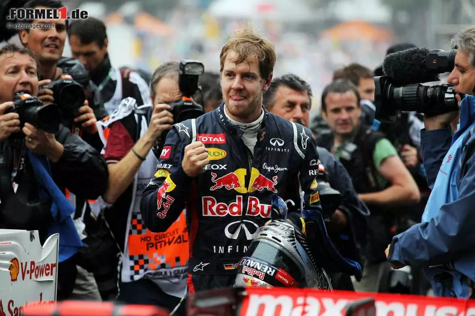 Foto zur News: The Mirror (Großbritannien): "Sebastian Vettel ist außergewöhnlich. Er übertrifft einige der größten Namen, die der Sport je gesehen hat."