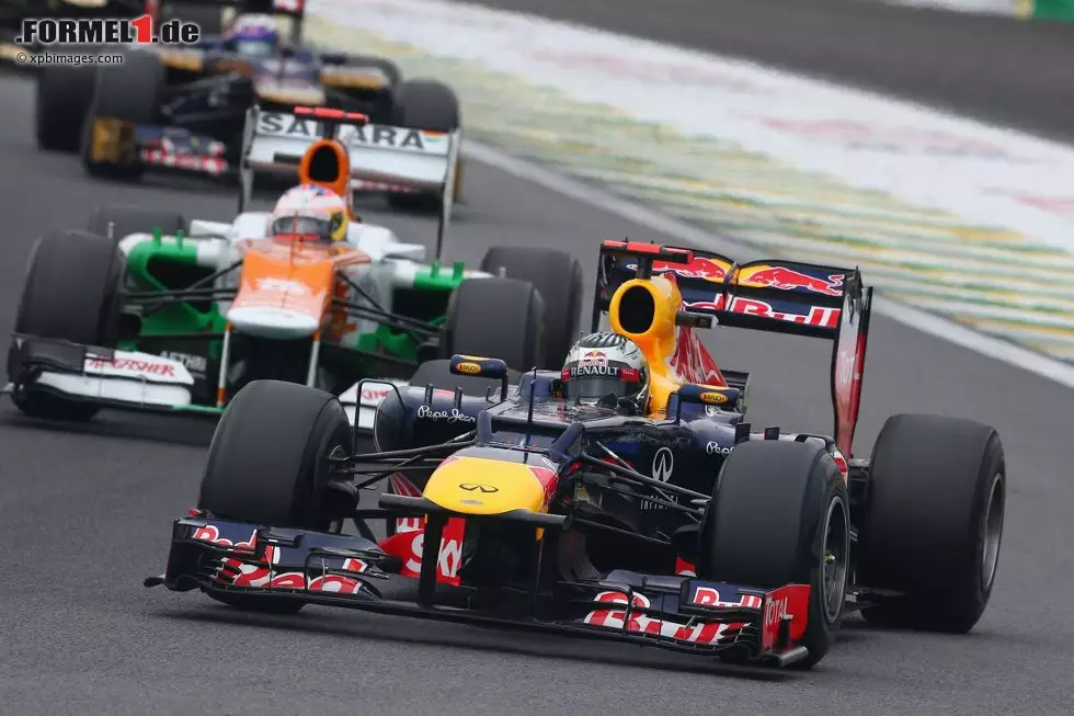 Foto zur News: Blick (Schweiz): "Sebastian Vettel behält die Nerven. Das war ein echtes Hitchcock-Finale."