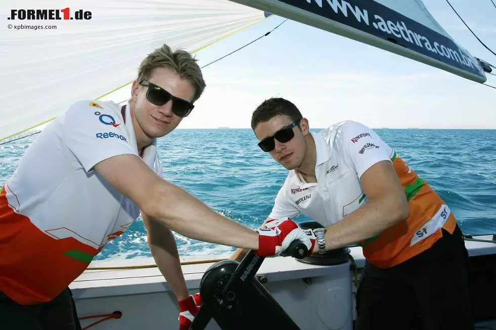 Nico Hülkenberg und Paul di Resta erkundeten diesen vom Meer aus und begaben sich auf die Spuren der Segelstars des America's Cup, der 2007 und 2010 in Valencia stattgefunden hat. Foto zur News: Nico Hülkenberg und Paul di Resta erkundeten diesen vom Meer aus und begaben sich auf die Spuren der Segelstars des America's Cup, der 2007 und 2010 in Valencia stattgefunden hat.