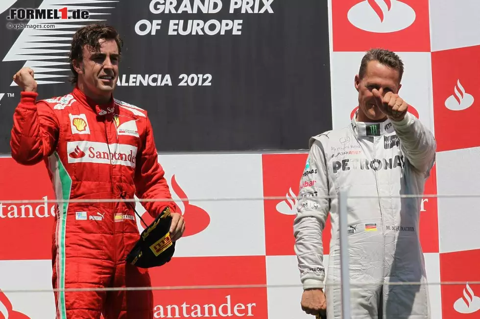 La Repubblica (Italien): "Träume und Erinnerungen, das Podium ist ganz Ferrari-rot. Schumacher schafft eine großartige Leistung, als er schon jegliche Hoffnung verloren hatte. Er hat den dritten Platz schon seit längerer Zeit verdient." Foto zur News: La Repubblica (Italien): "Träume und Erinnerungen, das Podium ist ganz Ferrari-rot. Schumacher schafft eine großartige Leistung, als er schon jegliche Hoffnung verloren hatte. Er hat den dritten Platz schon seit längerer Zeit verdient."