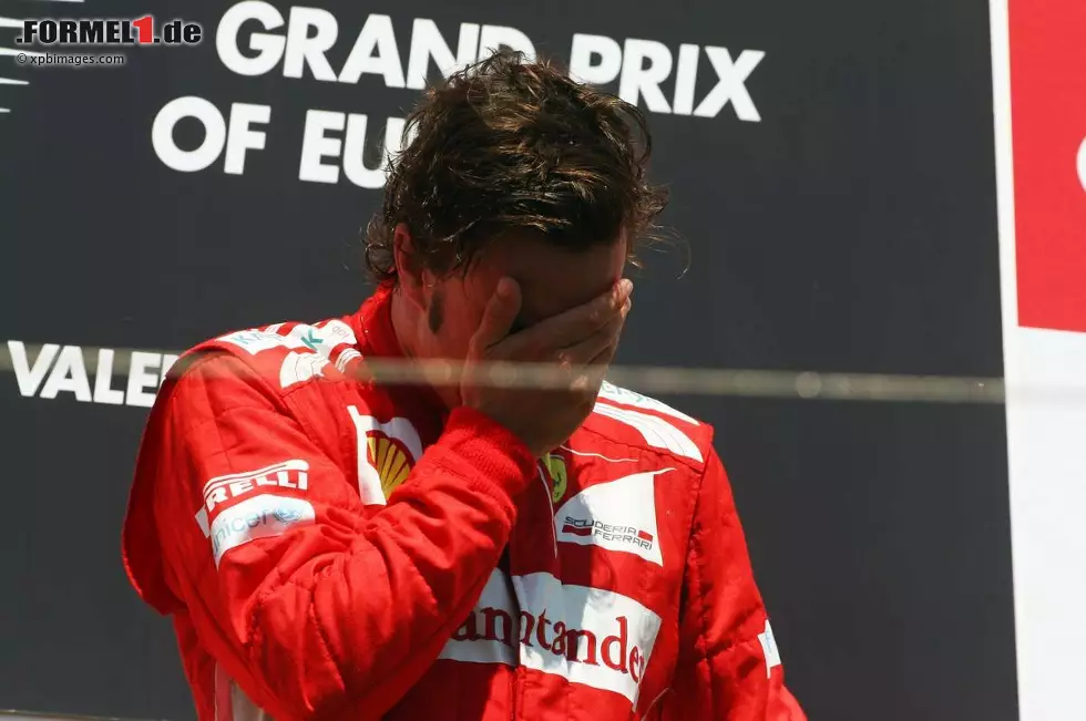 Foto zur News: L&#039;Equipe (Frankreich): "Alonso mit Bravour."