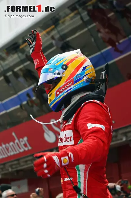Tuttosport (Italien): "Ferdinando I. ist wieder der König der Formel 1. Er wird Zweiter hinter Maldonado und liegt mit Vettel an der Spitze der WM. In dieser verrückten WM werden Ferraris riesige Bemühungen, wieder an die Spitze zu gelangen, von Pastor Maldonado gebremst, einem Piloten aus Venezuela, der bisher noch nie etwas gewonnen hatte. Alonso ist mit dem Resultat zufrieden, doch Ferrari muss noch hart kämpfen, um das Auto auf Spitzenniveau zu bringen." Foto zur News: Tuttosport (Italien): "Ferdinando I. ist wieder der König der Formel 1. Er wird Zweiter hinter Maldonado und liegt mit Vettel an der Spitze der WM. In dieser verrückten WM werden Ferraris riesige Bemühungen, wieder an die Spitze zu gelangen, von Pastor Maldonado gebremst, einem Piloten aus Venezuela, der bisher noch nie etwas gewonnen hatte. Alonso ist mit dem Resultat zufrieden, doch Ferrari muss noch hart kämpfen, um das Auto auf Spitzenniveau zu bringen."