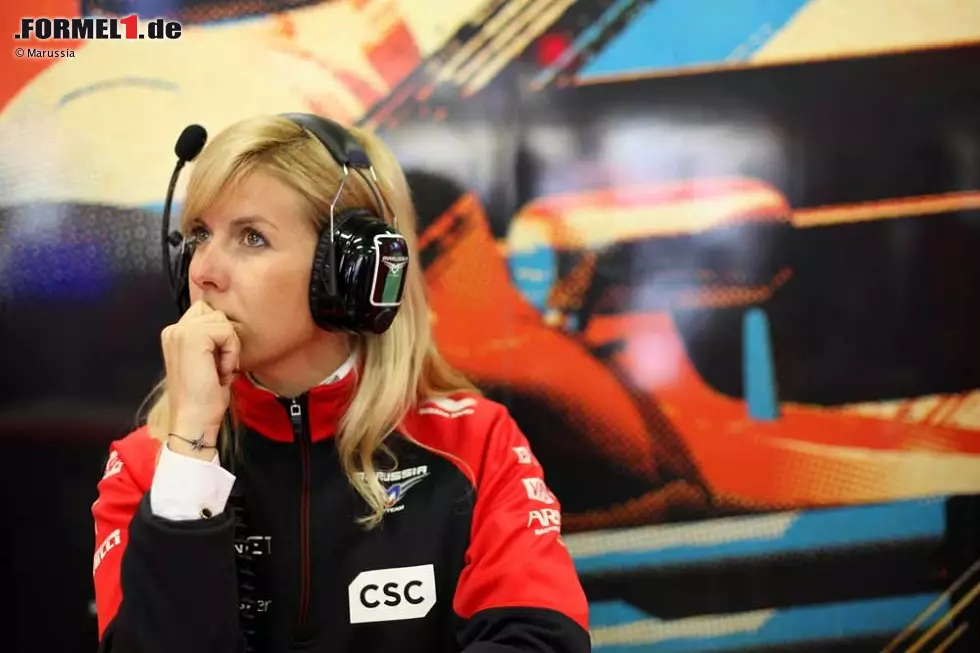 Foto zur News: Darf&#039;s ein bisschen Frauen-Power sein? Maria de Villota, Tochter eines ehemaligen Formel-1-Piloten, ist Testfahrerin bei Marussia, ...