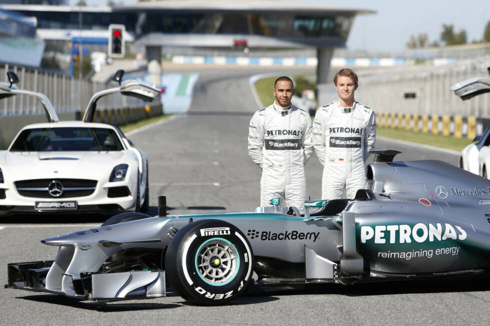 Foto zur News: Die Erfolge kommen aber erst in der Post-Schumacher Ära. Lewis Hamilton, Toto Wolff und Niki Lauda sind die neuen prägenden Figuren des Mercedes-Teams, das ab 2014 eine wahre Erfolgsgeschichte schreibt.