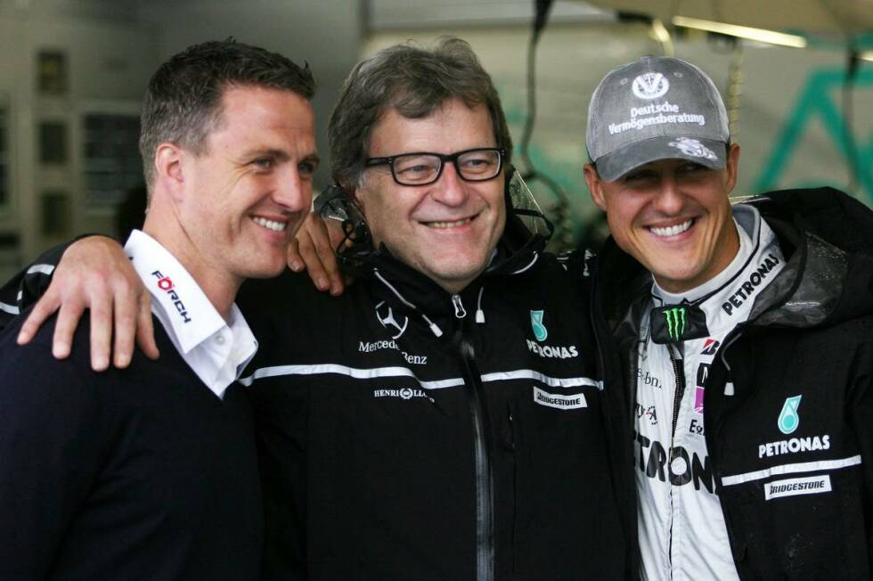 Foto zur News: Willkommen in der Familie: Bruder Ralf fährt in der DTM für Mercedes, Michael in der Formel 1. Aber ein Sieg in einem Meisterschaftsrennen bleibt beiden versagt.