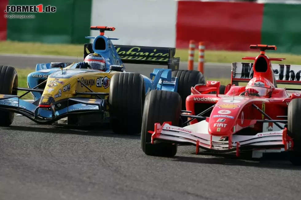 2005 kam dann "Ferdinando" Alonso, dessen Name Schumacher anfangs noch nicht einmal richtig aussprechen konnte. Der Spanier mauserte sich bei Schumachers Ex-Team Benetton (unter neuem Namen Renault) und unter dessen Ex-Teamchef Flavio Briatore zum neuen Star der Formel 1 und wurde 2005 erstmals Weltmeister. Schumachers Ferrari war in jener Saison unterlegen. Foto zur News: 2005 kam dann "Ferdinando" Alonso, dessen Name Schumacher anfangs noch nicht einmal richtig aussprechen konnte. Der Spanier mauserte sich bei Schumachers Ex-Team Benetton (unter neuem Namen Renault) und unter dessen Ex-Teamchef Flavio Briatore zum neuen Star der Formel 1 und wurde 2005 erstmals Weltmeister. Schumachers Ferrari war in jener Saison unterlegen.