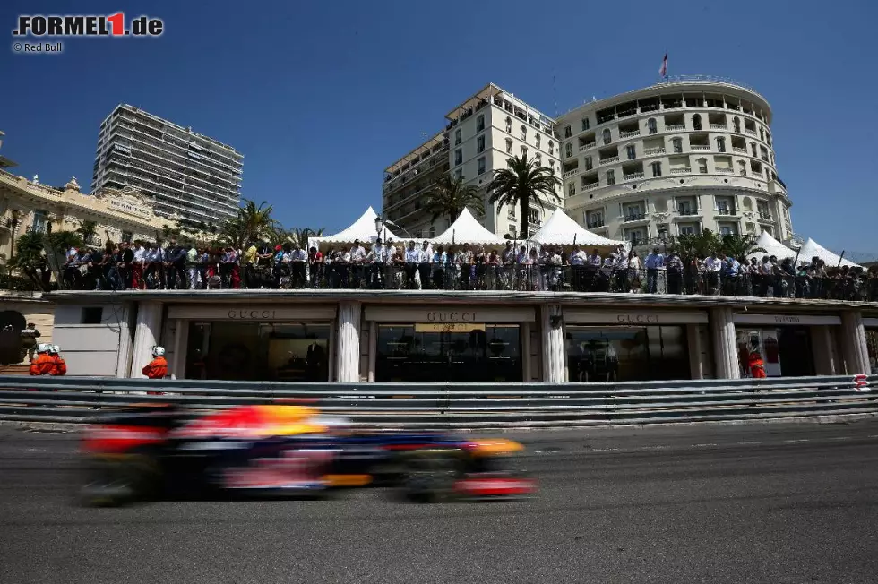 Daily Mail (Großbritannien): "Alonso war stark, aber Vettel war noch besser. Der Regen kam erst ganz am Ende - zu spät für alle außer Webber." Foto zur News: Daily Mail (Großbritannien): "Alonso war stark, aber Vettel war noch besser. Der Regen kam erst ganz am Ende - zu spät für alle außer Webber."