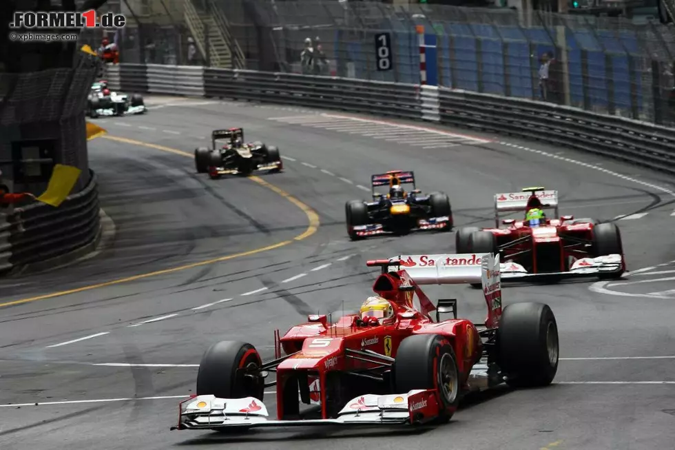 Corriere della Sera (Italien): "In Monte Carlo siegt Webber, doch Alonso strahlt auf dem dritten Platz, denn er führt die WM an. Ferrari ist an der Spitze der WM, obwohl das Auto nicht das konkurrenzfähigste ist, es hat allerdings den Vorteil, zuverlässig und konstant zu sein. Jetzt ist es klar. Jeder Pilot hat das Recht auf einen Sieg. Der einzige, der mit keinem Erfolg rechnet, ist Schumi. Er ist der deprimierteste unter den Formel-1-Piloten in Monte Carlo." Foto zur News: Corriere della Sera (Italien): "In Monte Carlo siegt Webber, doch Alonso strahlt auf dem dritten Platz, denn er führt die WM an. Ferrari ist an der Spitze der WM, obwohl das Auto nicht das konkurrenzfähigste ist, es hat allerdings den Vorteil, zuverlässig und konstant zu sein. Jetzt ist es klar. Jeder Pilot hat das Recht auf einen Sieg. Der einzige, der mit keinem Erfolg rechnet, ist Schumi. Er ist der deprimierteste unter den Formel-1-Piloten in Monte Carlo."