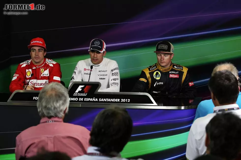 Foto zur News: Pressekonferenz vor dutzenden Journalisten aus der ganzen Welt: Maldonado freut sich, von überschäumender Euphorie kann aber keine Rede sein.