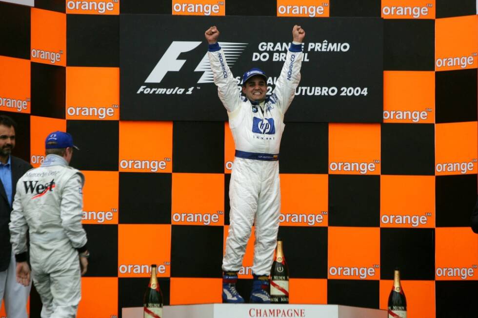 Foto zur News: Für mehr als sieben Jahre der letzte Sieg: Juan Pablo Montoya beim Grand Prix von Brasilien 2004 in Sao Paulo.