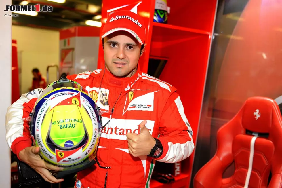 Massa hat seit Saisonende 2012 sportlichen Aufwind. Am vergangenen Wochenende erinnerte er mit seinem Helmdesign an den "Baron" Wilson Fittipaldi, einem 1970er-Jahre-Rennfahrer, der am Montag 92-jährig verstorben ist. Fittipaldis zwei Söhne schafften es in die Formel 1, Emerson wurde sogar Weltmeister. Foto zur News: Massa hat seit Saisonende 2012 sportlichen Aufwind. Am vergangenen Wochenende erinnerte er mit seinem Helmdesign an den "Baron" Wilson Fittipaldi, einem 1970er-Jahre-Rennfahrer, der am Montag 92-jährig verstorben ist. Fittipaldis zwei Söhne schafften es in die Formel 1, Emerson wurde sogar Weltmeister.