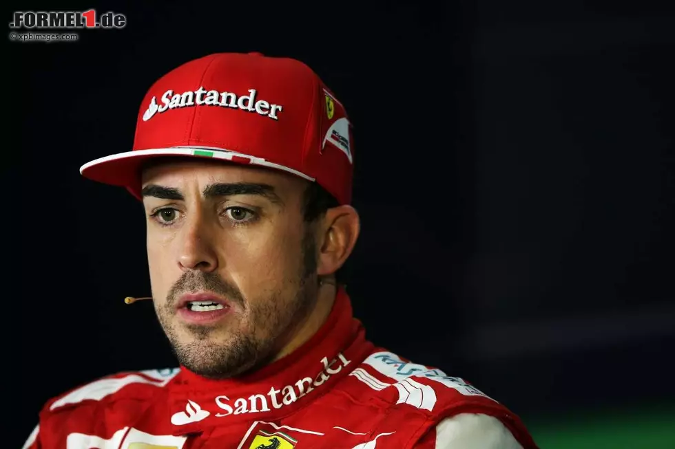 Die Presse (Österreich): "Fernando Alonso hat im großen Reifenpoker kühlen Kopf bewahrt. Der Ferrari-Star fuhr im Grand Prix von China seinen ersten Sieg seit einem Dreivierteljahr ein." Foto zur News: Die Presse (Österreich): "Fernando Alonso hat im großen Reifenpoker kühlen Kopf bewahrt. Der Ferrari-Star fuhr im Grand Prix von China seinen ersten Sieg seit einem Dreivierteljahr ein."