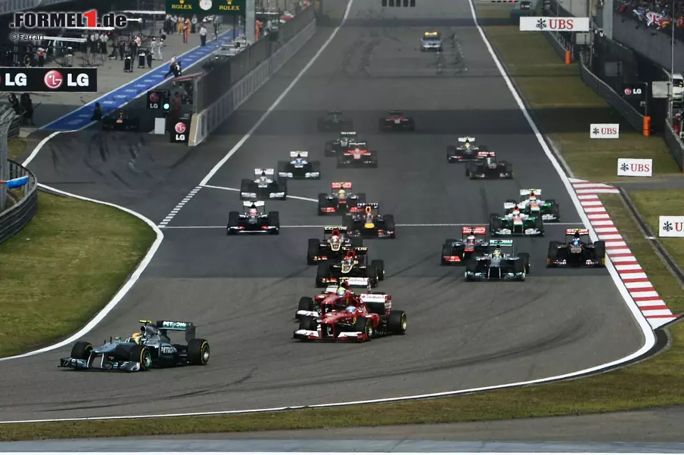 L'Equipe (Frankreich): "Alonso, die volle Kontrolle. Drittes Rennen, dritter Sieger. Alonso setzt sich durch vor Räikkönen und Hamilton, der von der Pole gestartet war." Foto zur News: L'Equipe (Frankreich): "Alonso, die volle Kontrolle. Drittes Rennen, dritter Sieger. Alonso setzt sich durch vor Räikkönen und Hamilton, der von der Pole gestartet war."
