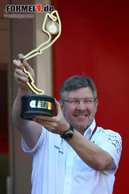 Die Presse (Österreich): "Nach der vierten Pole-Position in Folge stand Mercedes also erstmals in dieser Saison auch am Ende ganz vorn und gab damit den Unkenrufen der Konkurrenz die passende Antwort." Foto zur News: Die Presse (Österreich): "Nach der vierten Pole-Position in Folge stand Mercedes also erstmals in dieser Saison auch am Ende ganz vorn und gab damit den Unkenrufen der Konkurrenz die passende Antwort."