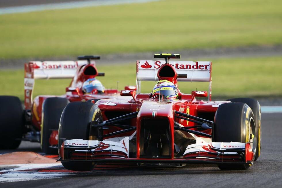 Foto zur News: Felipe Massa (Chancen: **): Schon seit Wochen prophezeien wir im Formcheck, dass der Brasilianer immer dann am besten fährt, wenn ihm das Wasser bis zum Hals steht. Und tatsächlich setzte er Teamkollege Fernando Alonso teilweise hart zu - nur eben nicht in den Rennen. Aber gerade Austin könnte ihm liegen. Wir erinnern uns: Schon 2012 musste Ferrari tief in die Trickkiste greifen und für Massa eine Plus-Fünf-Strafe provozieren, damit Alonso, der langsamer war, auf die griffigere Seite der Startaufstellung wechseln durfte. Was übrigens, im Nachhinein betrachtet, umsonst war: Sebastian Vettel wurde trotzdem Champion.