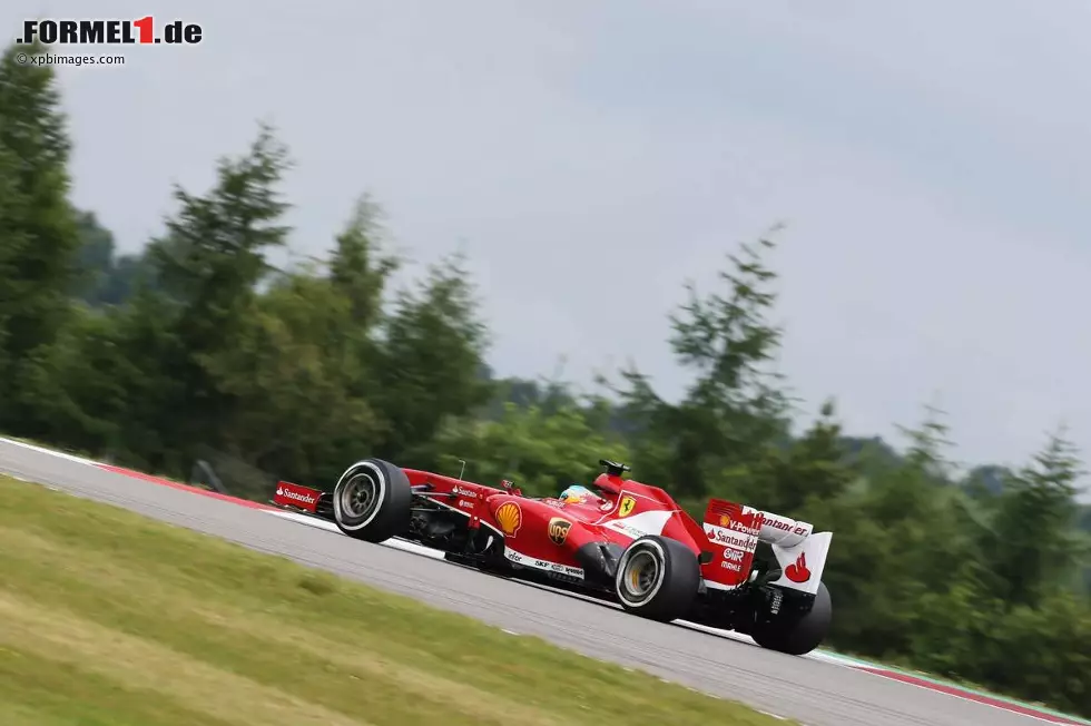 Foto zur News: In der "Grünen Hölle" am Nürburgring schafft es das Team aus Maranello nicht auf das Podium.