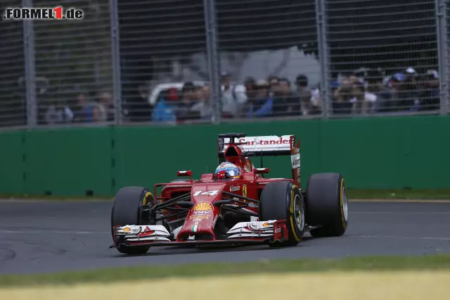 Doch Fernando Alonso hat genug davon, immer nur Zweiter zu werden. auch 2013 und dem desaströsen Jahr 2014 klappt es mit dem erhofften Titel in Rot wieder nicht, und er verlässt die Scuderia nach fünf Jahren. Die Hoffnung heißt McLaren-Honda. Foto zur News: Doch Fernando Alonso hat genug davon, immer nur Zweiter zu werden. auch 2013 und dem desaströsen Jahr 2014 klappt es mit dem erhofften Titel in Rot wieder nicht, und er verlässt die Scuderia nach fünf Jahren. Die Hoffnung heißt McLaren-Honda.