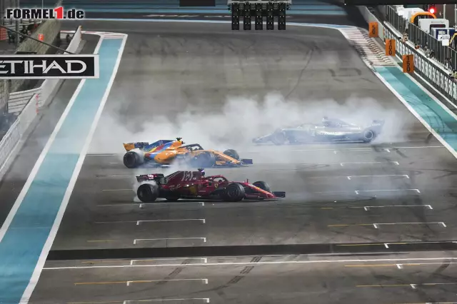 Dort zelebrieren sie das Ende der Formel-1-Saison 2018 und das (vorläufige) Karriereende Fernando Alonsos in der Formel 1. Neben der WEC-Supersaison mit Toyota wird der Spanier 2019 auch wieder das Indy 500 bestreiten. Sein Ziel ist klar: Die Triple-Crown des Motorsports, die zuvor nur Graham Hill erringen konnte! Foto zur News: Dort zelebrieren sie das Ende der Formel-1-Saison 2018 und das (vorläufige) Karriereende Fernando Alonsos in der Formel 1. Neben der WEC-Supersaison mit Toyota wird der Spanier 2019 auch wieder das Indy 500 bestreiten. Sein Ziel ist klar: Die Triple-Crown des Motorsports, die zuvor nur Graham Hill erringen konnte!