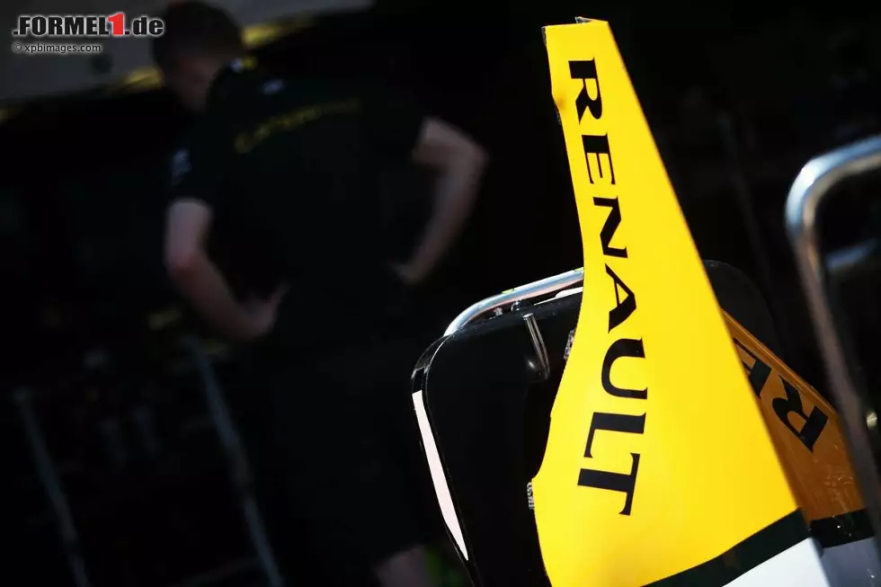 Foto zur News: Zumindest aus wirtschaftlicher Sicht gibt es im Herbst eine gute Nachricht für Caterham. Die Zusammenarbeit mit Motorenpartner Renault, mit denen das Team auch beim Bau eines Straßenautos kooperiert, wird bis einschließlich 2016 verlängert.