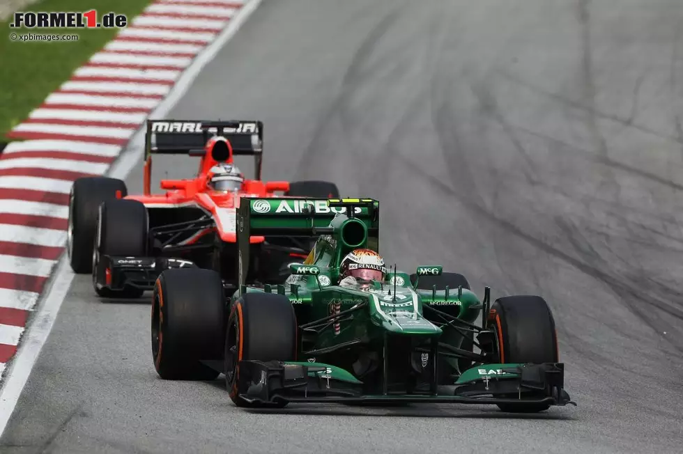 Schon bei den ersten Saisonrennen weicht die Hoffnung der Ernüchterung. Statt im Mittelfeld mit Williams oder Toro Rosso zu kämpfen, sind weiterhin die Marussias die einzigen, mit denen es Caterham aufnehmen kann. Foto zur News: Schon bei den ersten Saisonrennen weicht die Hoffnung der Ernüchterung. Statt im Mittelfeld mit Williams oder Toro Rosso zu kämpfen, sind weiterhin die Marussias die einzigen, mit denen es Caterham aufnehmen kann.