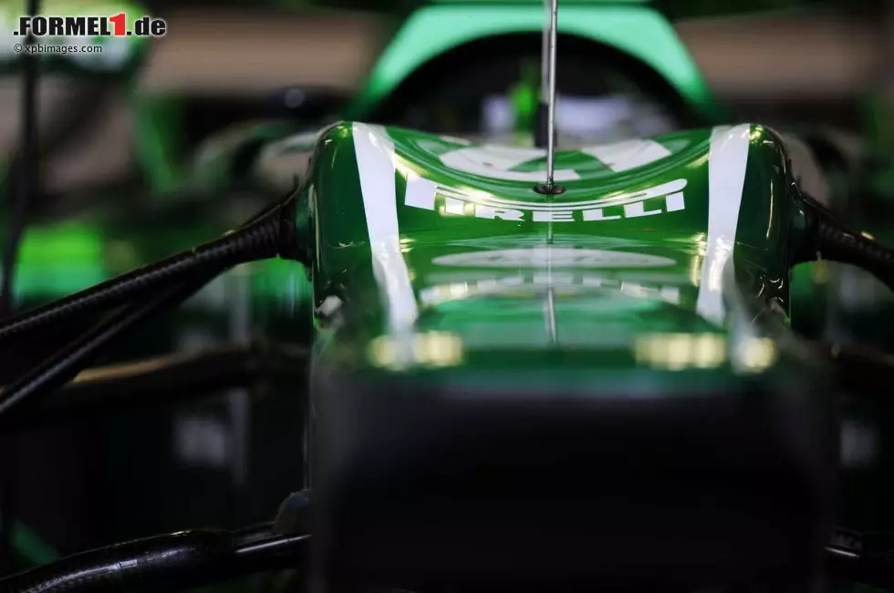 Foto zur News: Die Rennen werden weniger, und damit sinken auch die Chancen von Caterham, Marussia in der Konstrukteurswertung abzufangen. Zunehmend setzt das Team auf das Prinzip Hoffnung. "Wir haben es im vergangenen Jahr in der letzten Minute des letzten Rennens geschafft - also warum nicht auch in diesem Jahr?", fragt sich Teamchef Abiteboul vor dem Grand Prix in Brasilien.