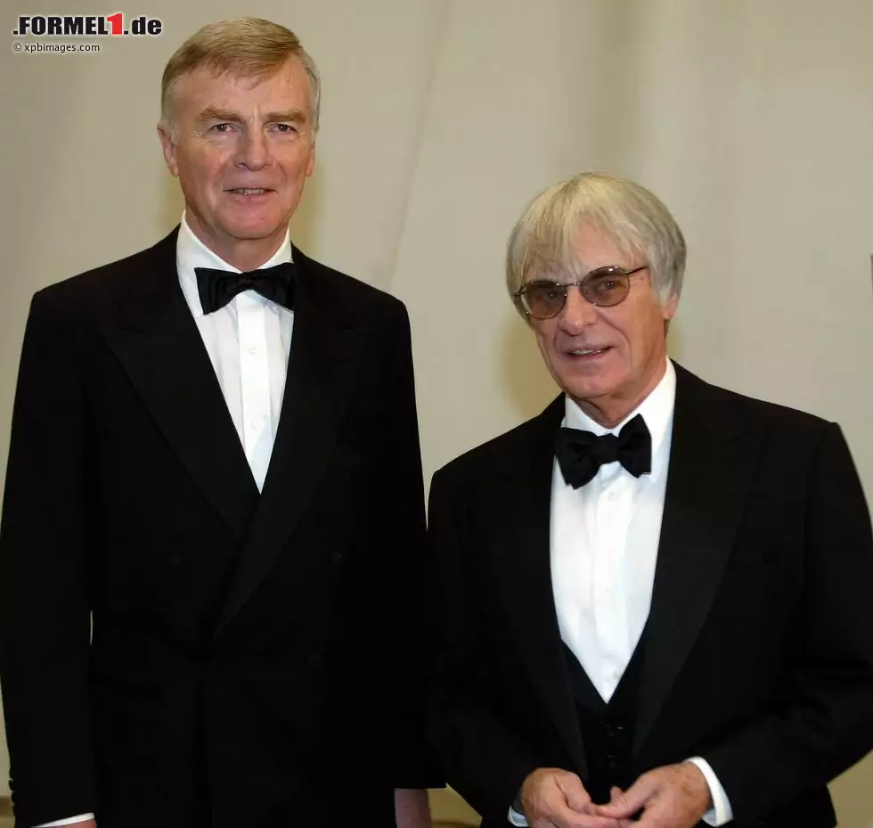 "Die anderen", sagt Ecclestone auf dem Gipfel seiner Macht, "hatten gegen uns nie eine Chance. Hätte ich all das auch ohne Max geschafft? Wahrscheinlich nicht. Oder sagen wir so: Es war mit ihm viel leichter als ohne ihn." Und er geht mit seinem Lob noch einen Schritt weiter: "Ich bin mir sicher, dass Max sogar einen fabelhaften Premierminister abgegeben hätte. Das habe ich auch Margaret Thatcher gesagt." Foto zur News: "Die anderen", sagt Ecclestone auf dem Gipfel seiner Macht, "hatten gegen uns nie eine Chance. Hätte ich all das auch ohne Max geschafft? Wahrscheinlich nicht. Oder sagen wir so: Es war mit ihm viel leichter als ohne ihn." Und er geht mit seinem Lob noch einen Schritt weiter: "Ich bin mir sicher, dass Max sogar einen fabelhaften Premierminister abgegeben hätte. Das habe ich auch Margaret Thatcher gesagt."