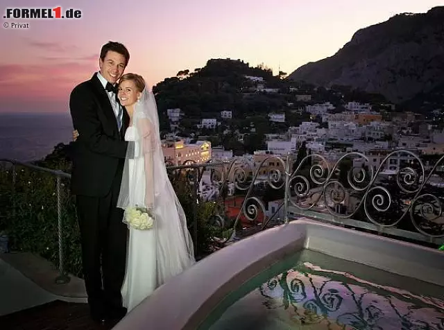 Toto Wolff war mal ein Frauenheld, ist seit seiner geheimen Traumhochzeit mit Rennfahrerin Susie Stoddart auf Capri aber zur Ruhe gekommen. Zu seinen Verflossenen zählt unter anderem die ehemalige Miss Austria Patricia Kaiser. Foto zur News: Toto Wolff war mal ein Frauenheld, ist seit seiner geheimen Traumhochzeit mit Rennfahrerin Susie Stoddart auf Capri aber zur Ruhe gekommen. Zu seinen Verflossenen zählt unter anderem die ehemalige Miss Austria Patricia Kaiser.