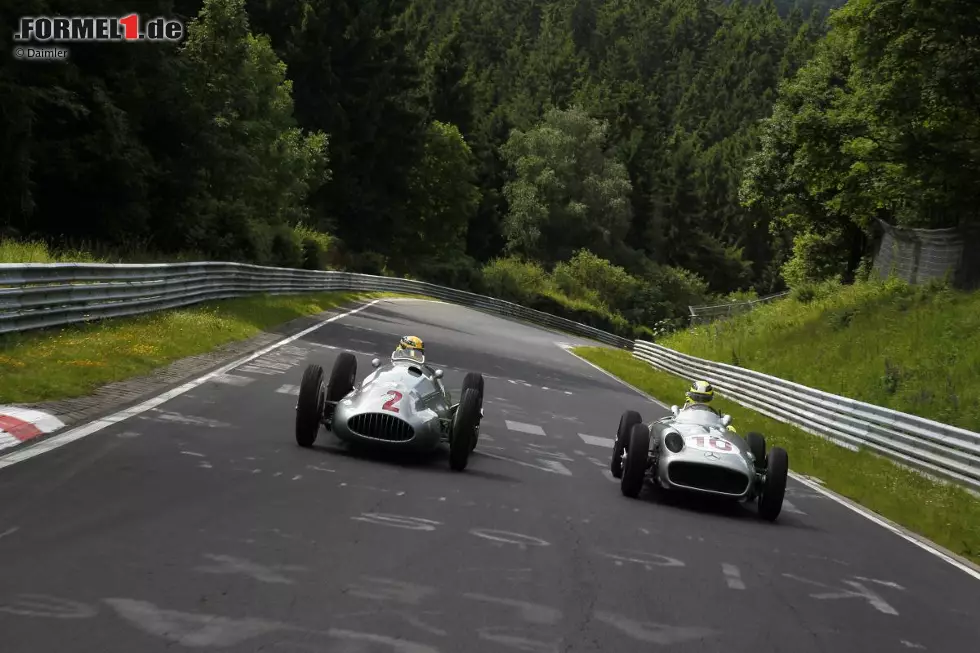 Foto zur News: Die Nürburgring-Nordschleife hat viel Tradition und unglaubliche Ausmaße: eine Runde hat knapp 21 Kilometer Länge und 73 Kurven. 1927 wurde die Nordschleife als &quot;Gebirgs-, Renn- und Prüfungsstrecke&quot; eröffnet. Der Rundenrekord steht bei 6:11.13 Minuten - aufgestellt 1983 von Stefan Bellof im Porsche 956 C.