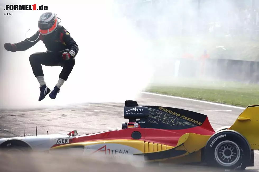 Foto zur News: Mit neun Siegen bei 20 Starts fuhr Hülkenberg souverän zur Meisterschaft.