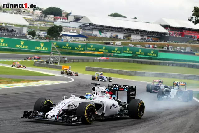 Doch es ging bergauf mit Williams. Fünf Podiumsplätze und viele Rennen, in denen er wieder am Sieg schnupperte, gaben Massa Aufwind. Foto zur News: Doch es ging bergauf mit Williams. Fünf Podiumsplätze und viele Rennen, in denen er wieder am Sieg schnupperte, gaben Massa Aufwind.