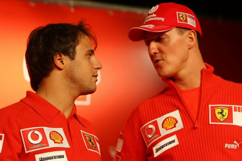 Foto zur News: Das brachte ihm einen Platz bei Ferrari ein. Viele rechneten mit einem Himmelfahrts-Kommando für &quot;Pippo&quot;, wie er liebevoll genannt wird, denn plötzlich musste er sich mit Michael Schumacher gegen den Rekord-Weltmeister beweisen. Massa erwies sich als brave Nummer zwei.