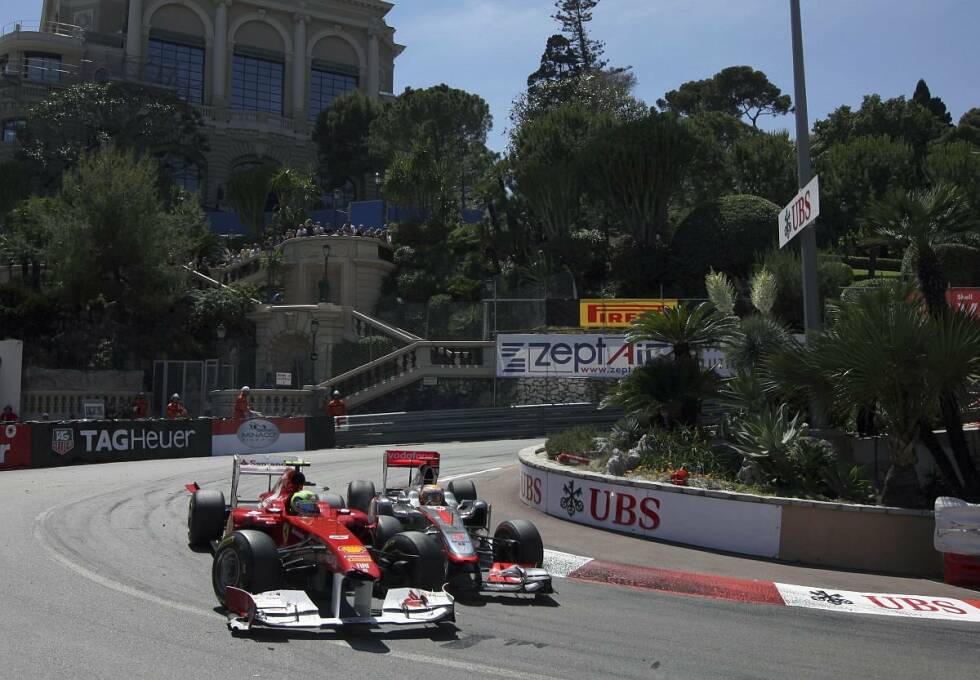 Foto zur News: ...heißen Duellen gegen seinen Dauerrivalen Lewis Hamilton. Die Titelrivalen 2008 gerieten 2011 und 2012 immer wieder aneinander.