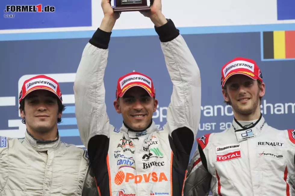 2010 sollte dann endlich das Jahr des Pastor Maldonado werden: Mit sechs gewonnenen Hauptrennen hintereinander stellt er einen neuen GP2-Rekord auf und sichert sich letztendlich auch die Meisterschaft, vor Leuten wie Sergio Perez (2.), Jules Bianchi (3.), Giedo van der Garde (7.), Charles Pic (10.) oder Romain Grosjean (14.), der allerdings nur bei einigen wenigen Rennen am Start war. Foto zur News: 2010 sollte dann endlich das Jahr des Pastor Maldonado werden: Mit sechs gewonnenen Hauptrennen hintereinander stellt er einen neuen GP2-Rekord auf und sichert sich letztendlich auch die Meisterschaft, vor Leuten wie Sergio Perez (2.), Jules Bianchi (3.), Giedo van der Garde (7.), Charles Pic (10.) oder Romain Grosjean (14.), der allerdings nur bei einigen wenigen Rennen am Start war.