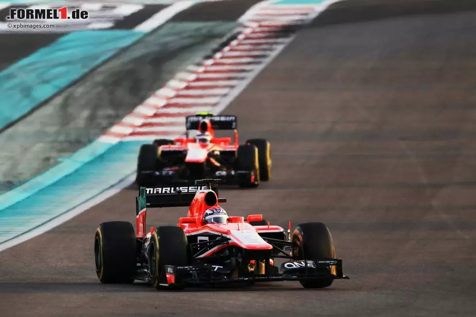 Sportlich gleicht die Schlussphase der Saison einer Zitterpartie. Marussia hofft bei jedem Rennen darauf, dass Regen und Chaos ausbleiben. Denn aus eigener Kraft kann die Konkurrenz von Caterham Platz zwölf nicht erreichen, der über Platz zehn in der Konstrukteurswertung entscheidet. Vom Anschluss an das Mittelfeld ist da schon lange keine Rede mehr. Foto zur News: Sportlich gleicht die Schlussphase der Saison einer Zitterpartie. Marussia hofft bei jedem Rennen darauf, dass Regen und Chaos ausbleiben. Denn aus eigener Kraft kann die Konkurrenz von Caterham Platz zwölf nicht erreichen, der über Platz zehn in der Konstrukteurswertung entscheidet. Vom Anschluss an das Mittelfeld ist da schon lange keine Rede mehr.