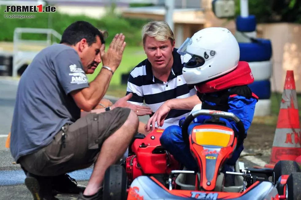 Wenn er nicht gerade selbst im Kart sitzt, wie hier bei einer Veranstaltung in Südfrankreich im Jahr 2009. Foto zur News: Wenn er nicht gerade selbst im Kart sitzt, wie hier bei einer Veranstaltung in Südfrankreich im Jahr 2009.