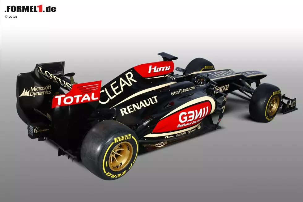 Lotus-Renault E21
Technischer Direktor: James Allison
Konstrukteurs-WM 2012: 4.
Fahrer-WM 2012: 3. (Kimi Räikkönen)
Ziel 2013: Besser als 2012 abschneiden (ein Sieg) und die "großen Drei" angreifen. Foto zur News: Lotus-Renault E21
Technischer Direktor: James Allison
Konstrukteurs-WM 2012: 4.
Fahrer-WM 2012: 3. (Kimi Räikkönen)
Ziel 2013: Besser als 2012 abschneiden (ein Sieg) und die "großen Drei" angreifen.