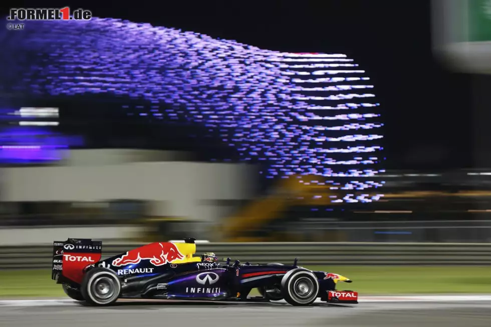 Kronen Zeitung (Österreich): "Der Deutsche Sebastian Vettel hat am Sonntag den Grand Prix von Abu Dhabi in überlegener Manier zum dritten Mal gewonnen. Der seit einer Woche als Vierfach-Weltmeister feststehende Red-Bull-Pilot setzte seinen Siegeszug fort und feierte den bereits siebenten Saisonsieg in Folge." Foto zur News: Kronen Zeitung (Österreich): "Der Deutsche Sebastian Vettel hat am Sonntag den Grand Prix von Abu Dhabi in überlegener Manier zum dritten Mal gewonnen. Der seit einer Woche als Vierfach-Weltmeister feststehende Red-Bull-Pilot setzte seinen Siegeszug fort und feierte den bereits siebenten Saisonsieg in Folge."
