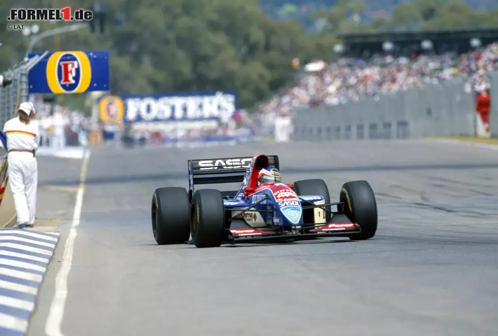 Foto zur News: Platz 4: Rubens Barrichello mit 1.897 Punkten (Real: 10. Platz mit 658 Punkten)