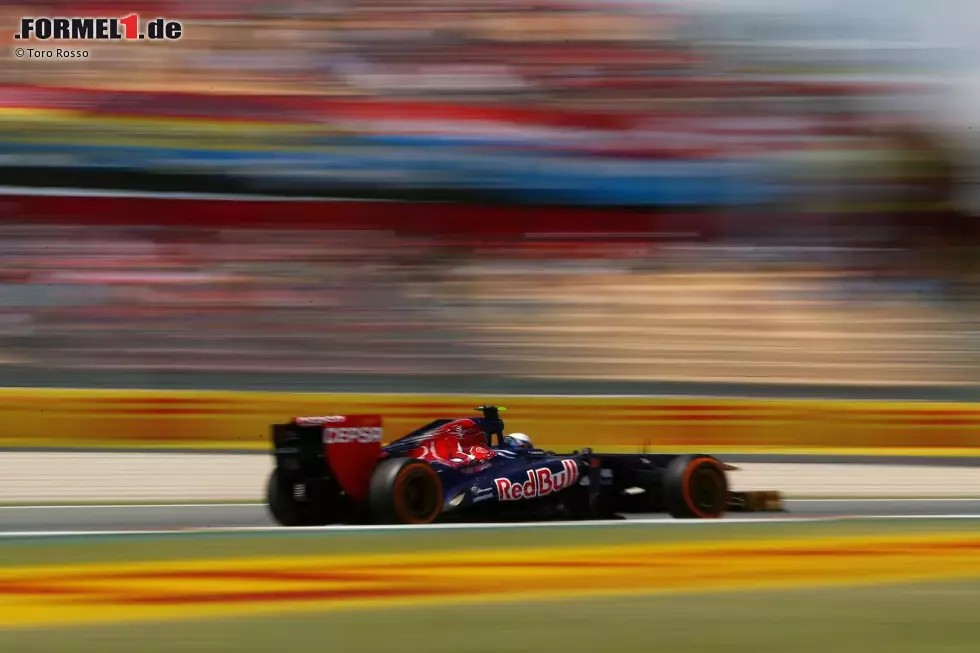 Foto zur News: Beim Europa-Auftakt in Spanien gibt es den nächsten WM-Punkt, wieder für Ricciardo.